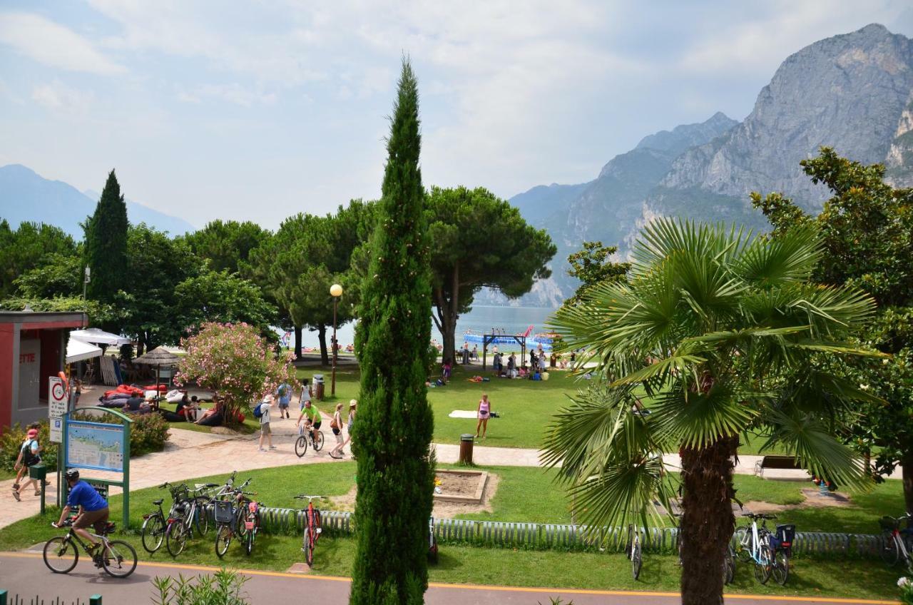 Club Nautico - Phoenix Studio Lake View Рива-дель-Гарда Экстерьер фото
